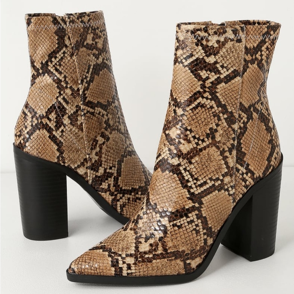 Lulus boots in excellent condition!